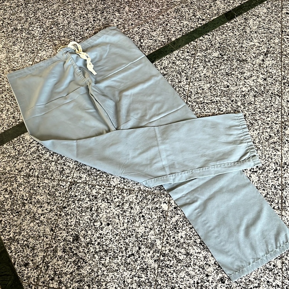 Scrubs pants